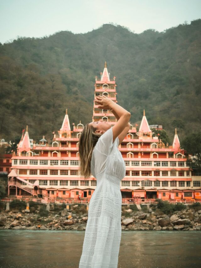 Top 5 Places to visit in Rishikesh
