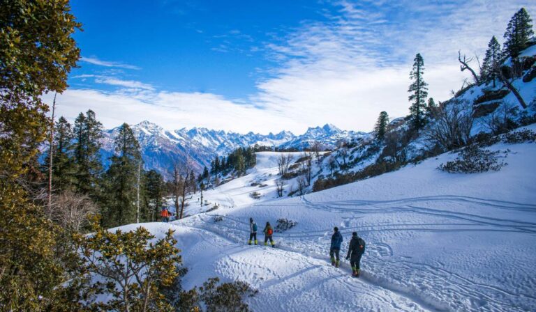 Top 10 Snowfall Places in Uttarakhand